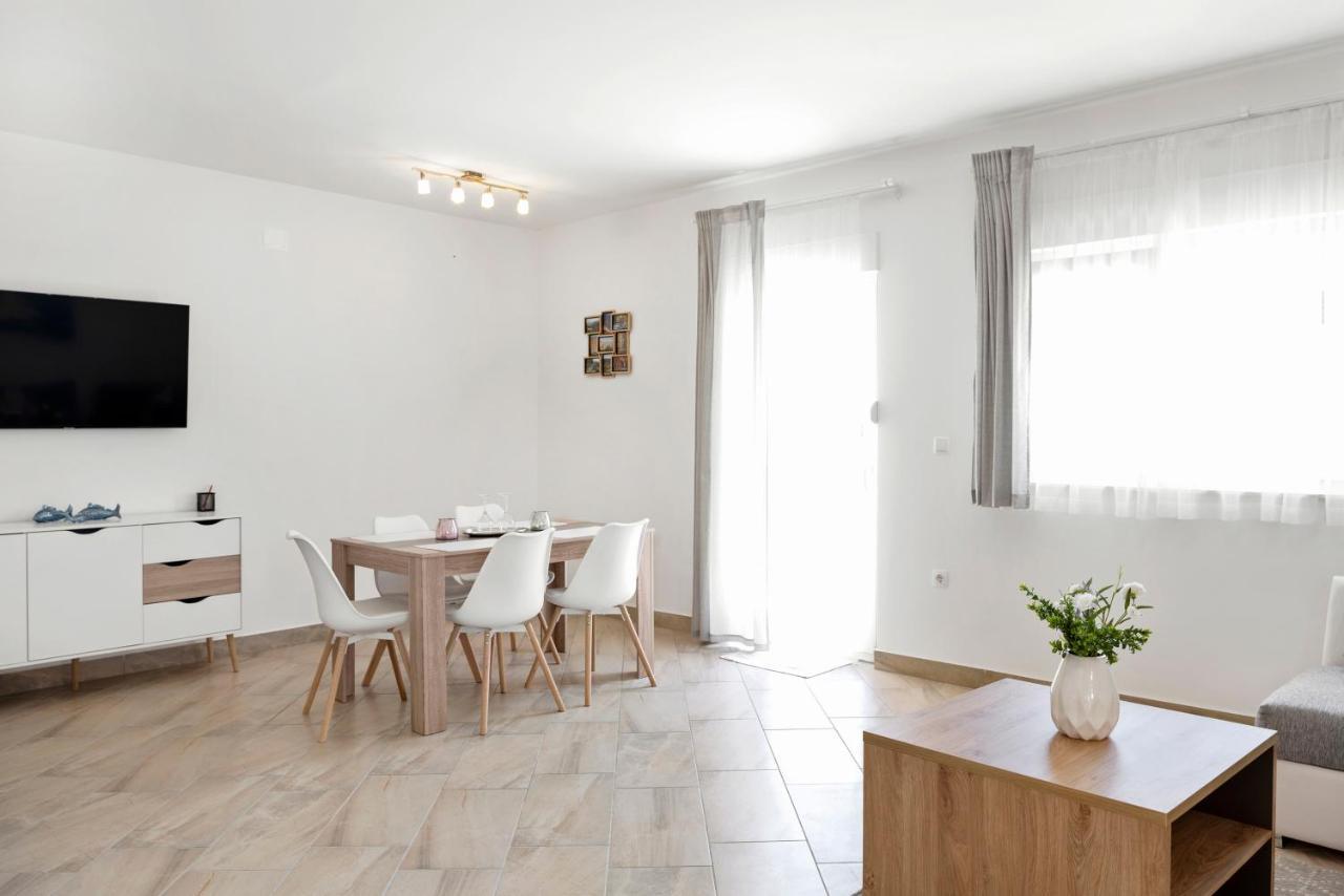 Aaa Anic Amazing Apartments Deluxe Split Exterior foto