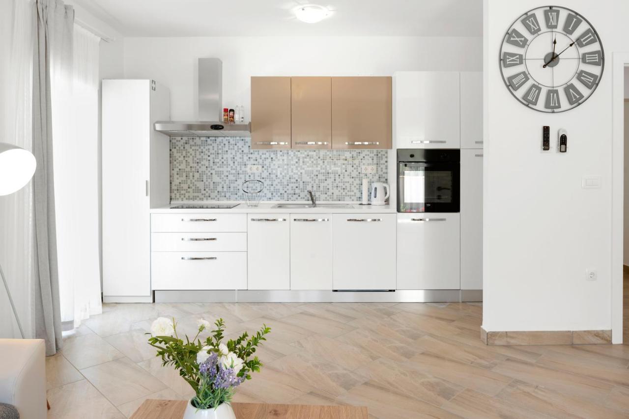 Aaa Anic Amazing Apartments Deluxe Split Exterior foto